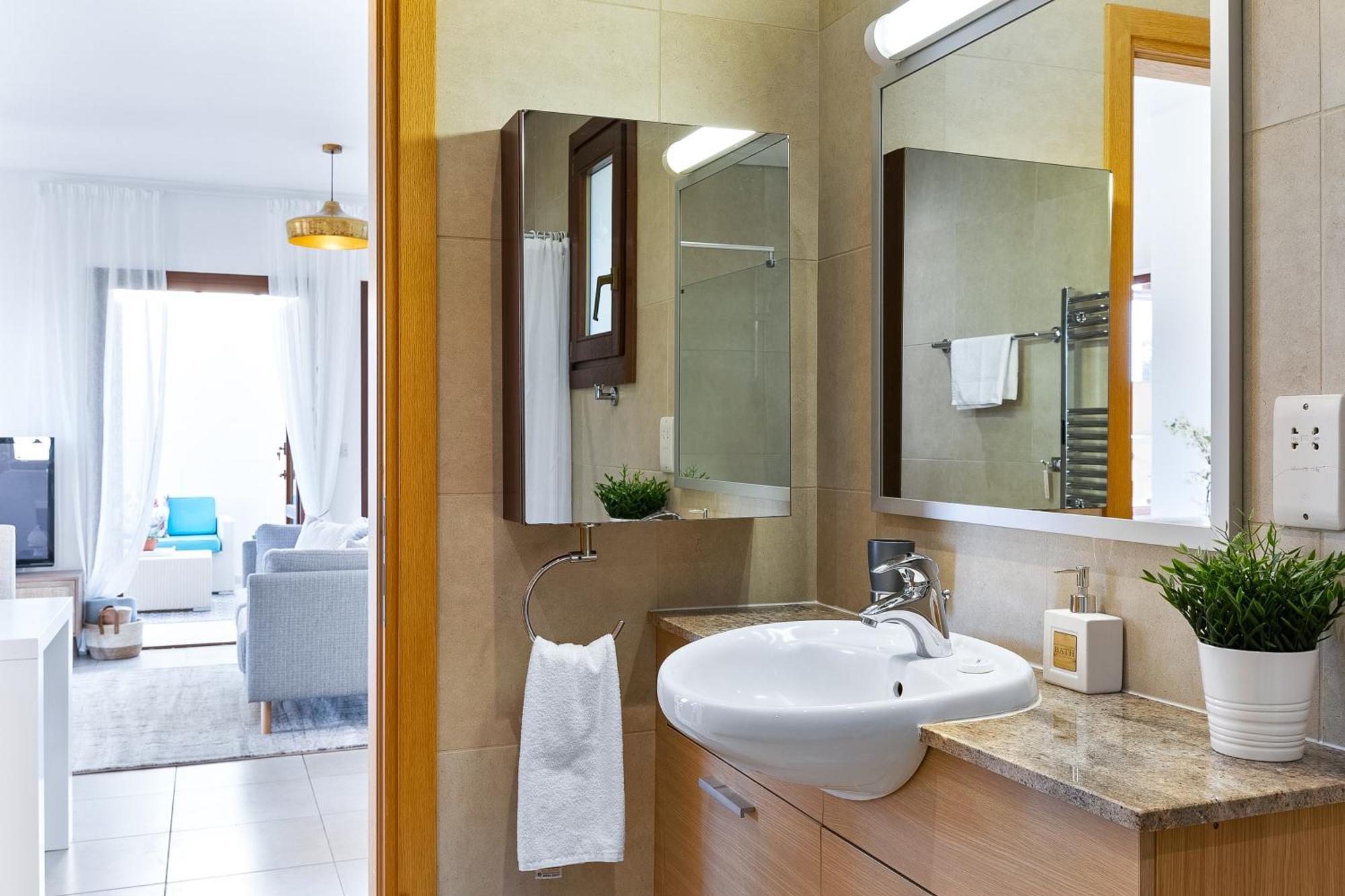 1 Bedroom Apartment Pyrgos With Beautiful Sea And Sunset Views, Aphrodite Hills Resort Kouklia Exterior foto
