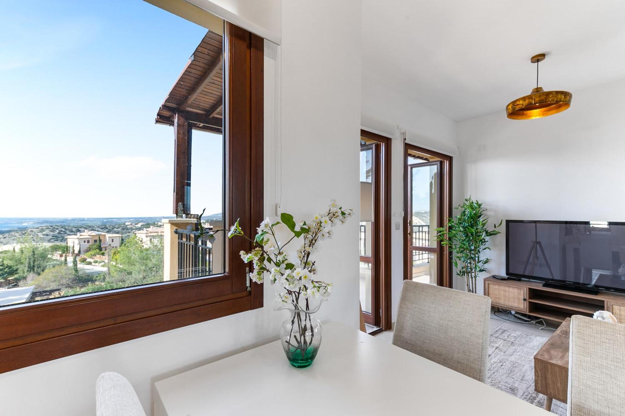 1 Bedroom Apartment Pyrgos With Beautiful Sea And Sunset Views, Aphrodite Hills Resort Kouklia Exterior foto